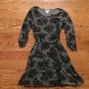 Motherhood Maternity Black Grey Floral tie back